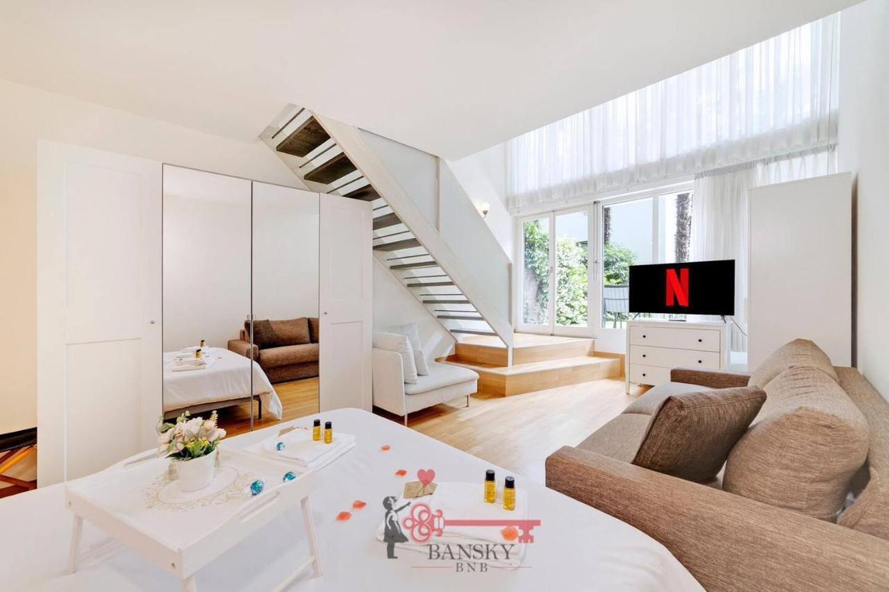 Center - For 6 People With Terrace -by Easylife Swiss Lugano